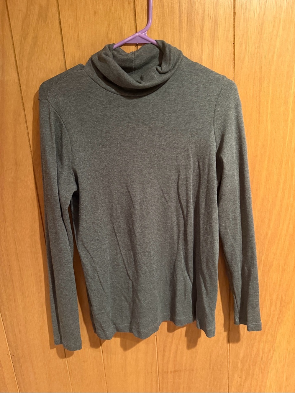 Lands' End Gray Long-Sleeve Turtleneck Top